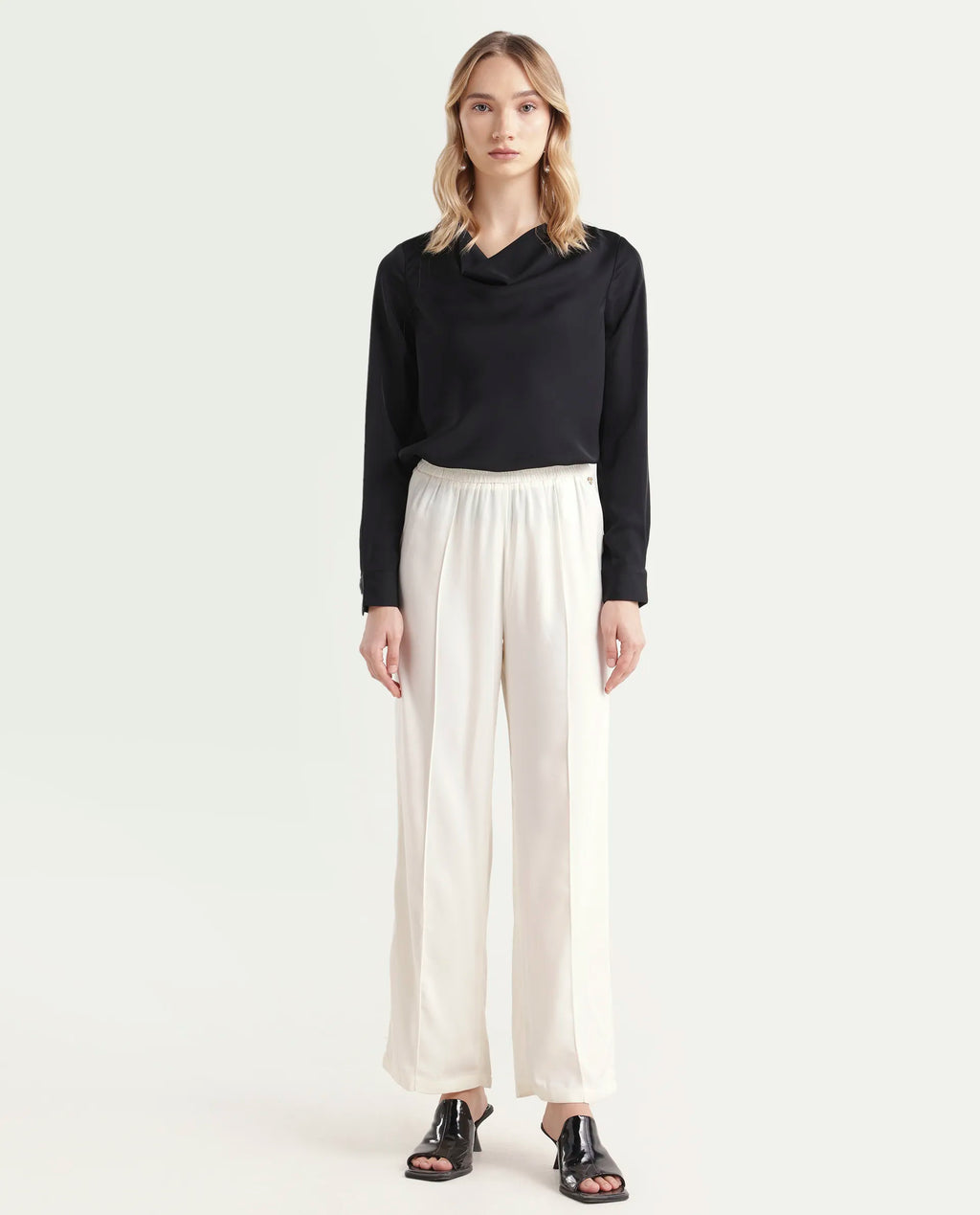 Rareism Women's Haz Light Off White Polyester Plain Ankle Length Wide Trouser