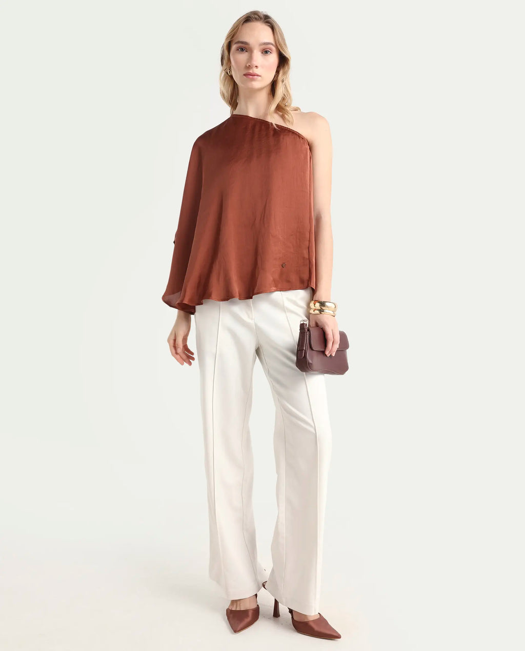 Rareism Women's Ibis Dark Brown Polyester Collarless Plain Flared Sleeve Regular Fit Top