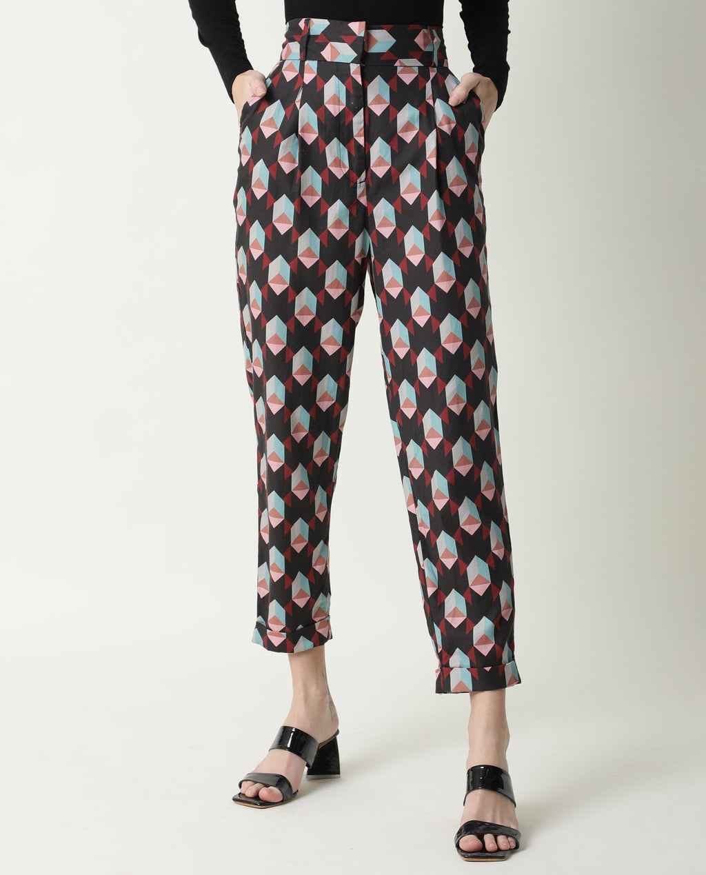 Rareism Women's Knicks Black Cotton Geometric Print Ankle Length Tailored Trouser