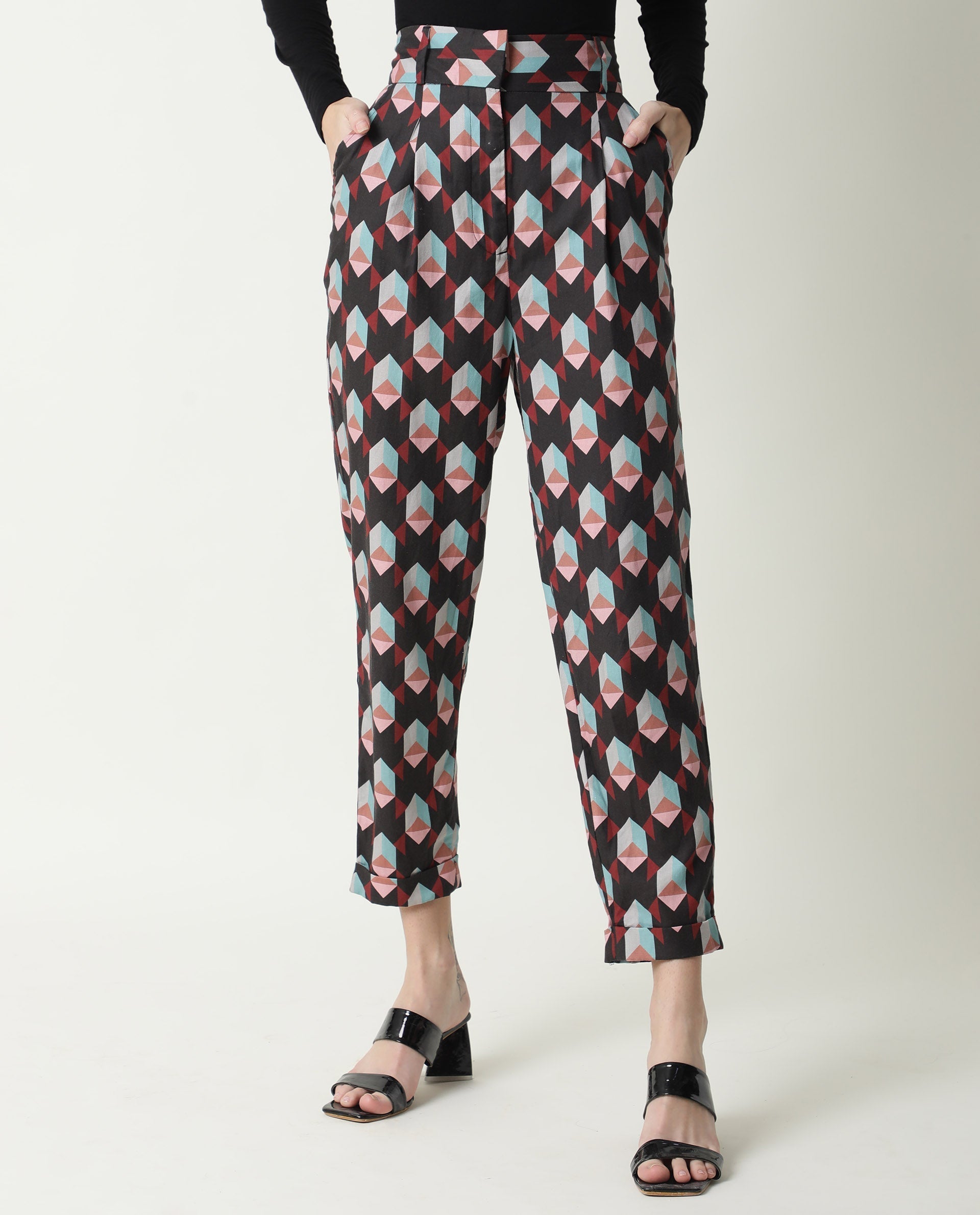 Rareism Women's Knicks Black Cotton Geometric Print Ankle Length Tailored Trouser