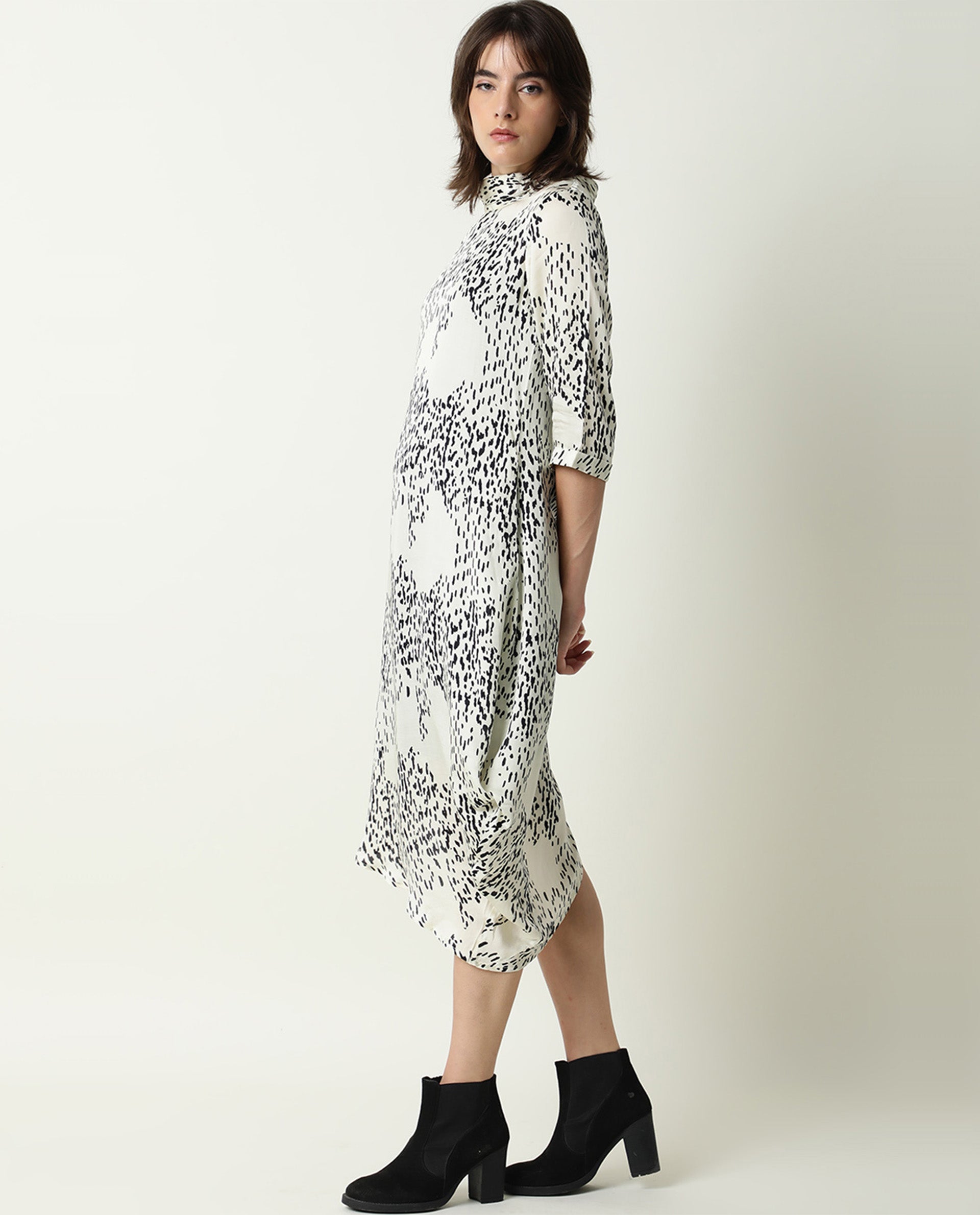 Rareism Women's Zoella Offwhite Viscose High Neck Abstract Print Cuffed Sleeve Midi Flared Dress