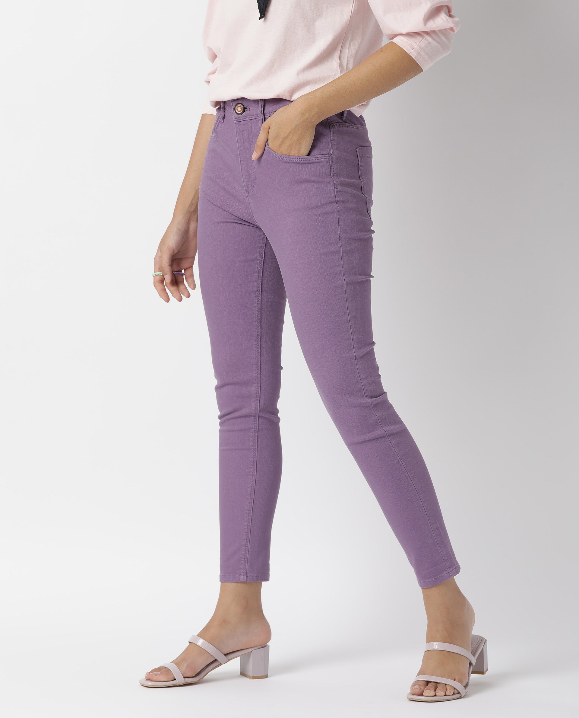 Rareism Women's Metty Purple Cotton Blend Plain Ankle Length Slim Fit Jeans