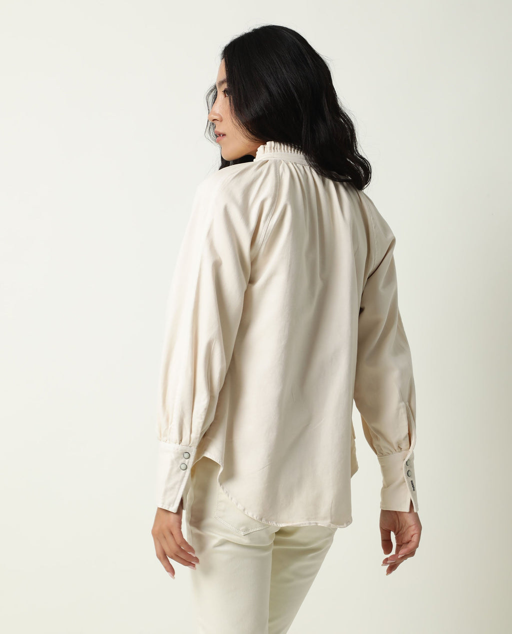 Rareism Women's Bellona Offwhite Cotton Sweetheart Neck Plain Regular Fit Jacket