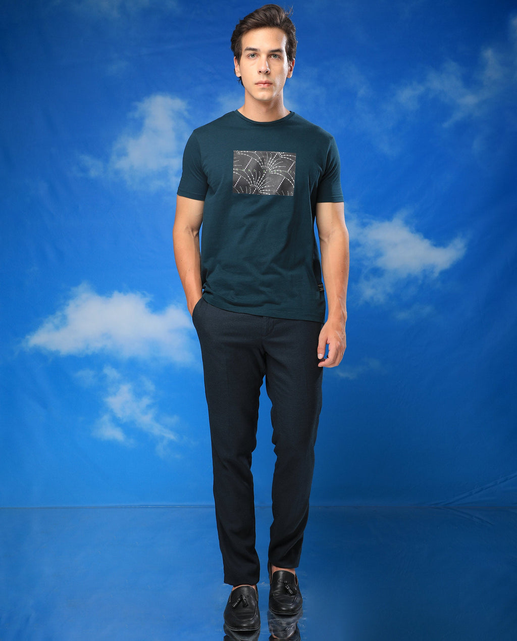 Rare Rabbit Men's Glam Green Cotton Graphic Print Slim Fit Half Sleeve Crew Neck T-Shirt