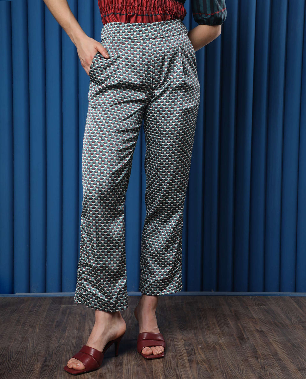Rareism Women's Rosa Multi Polyester Polka Print Ankle Length Tailored Trouser