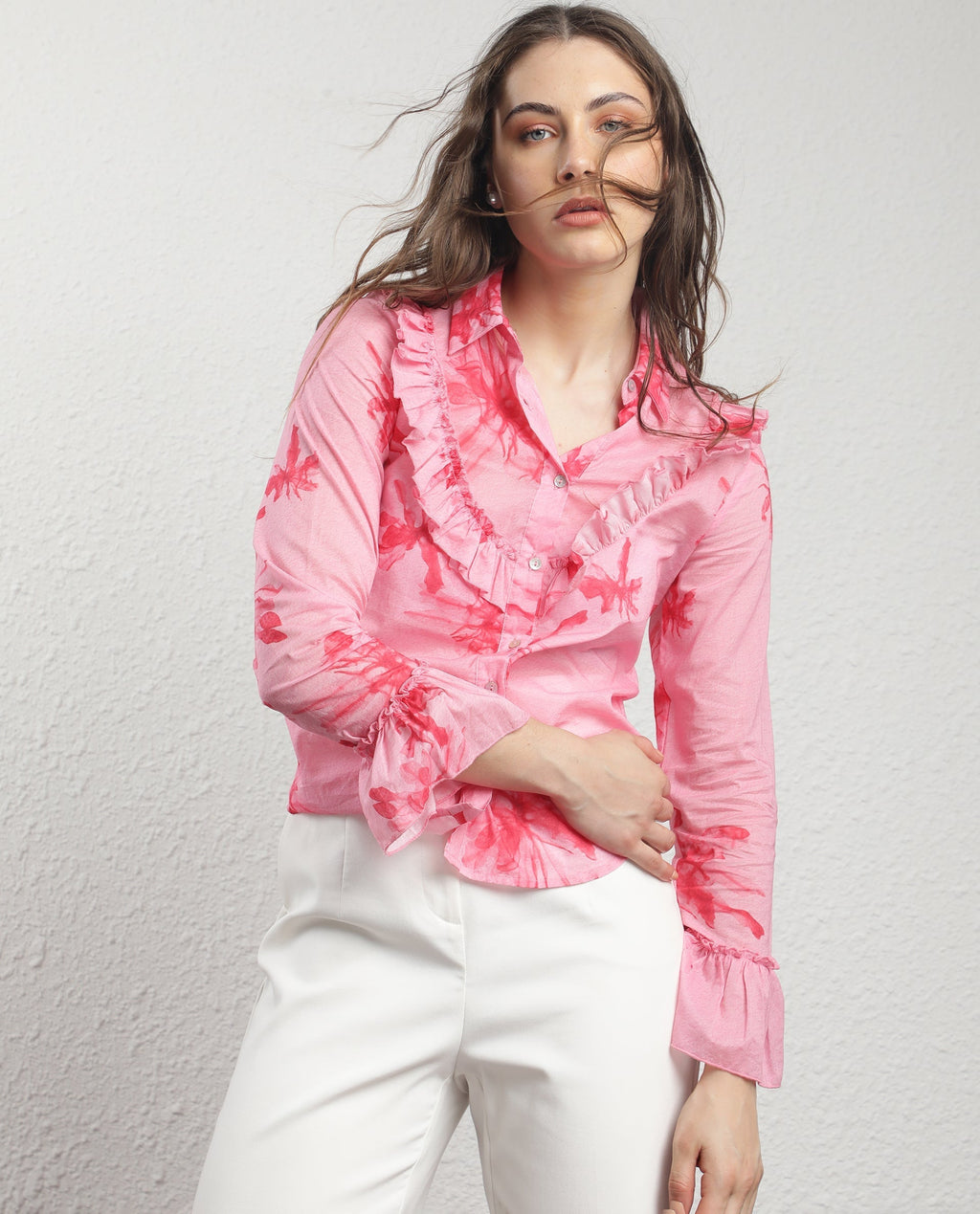 Rareism Women's Lenora Pink Cotton Spread Collar Floral Print Ruffled Sleeve Regular Fit Top