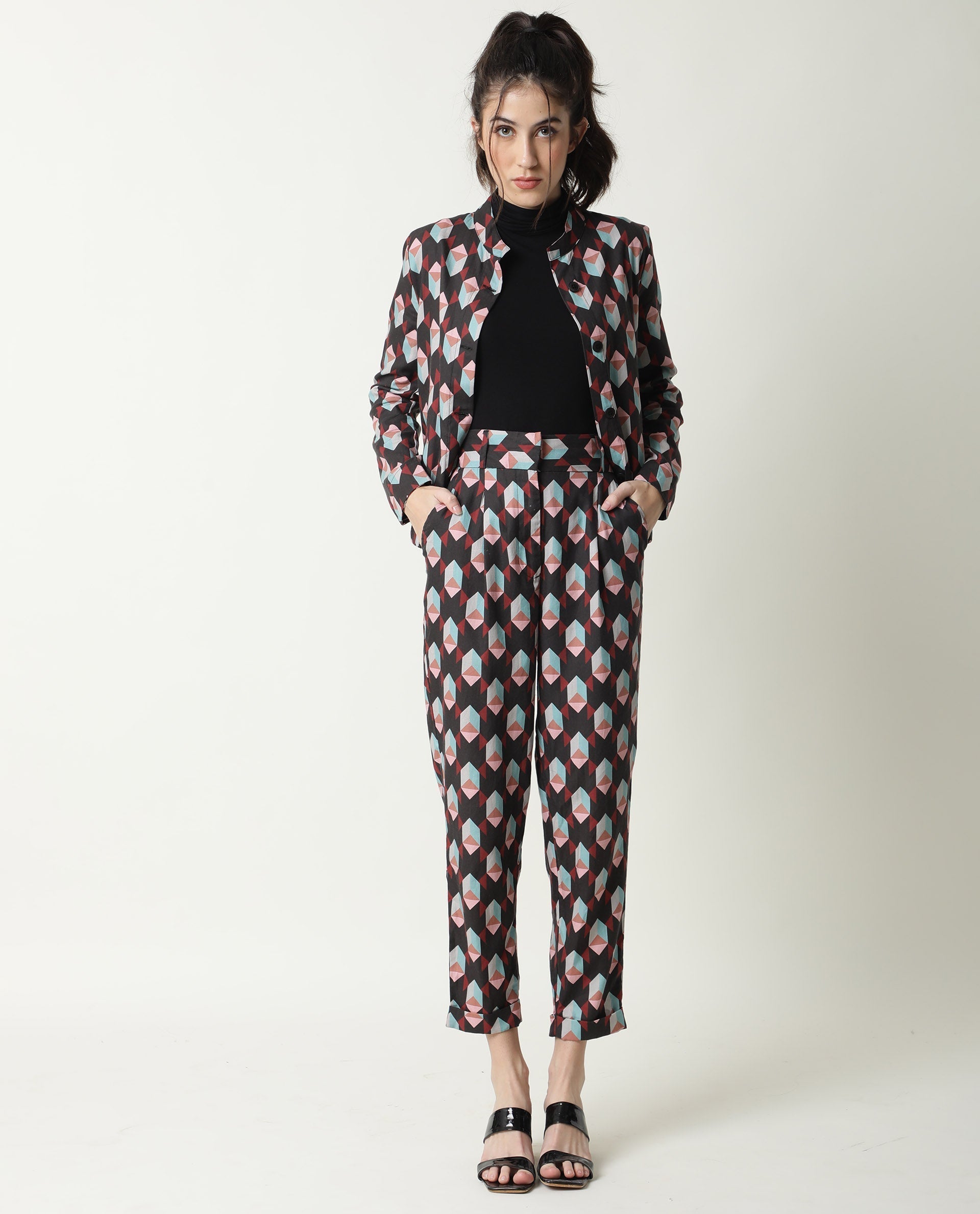 Rareism Women's Knicks Black Cotton Geometric Print Ankle Length Tailored Trouser