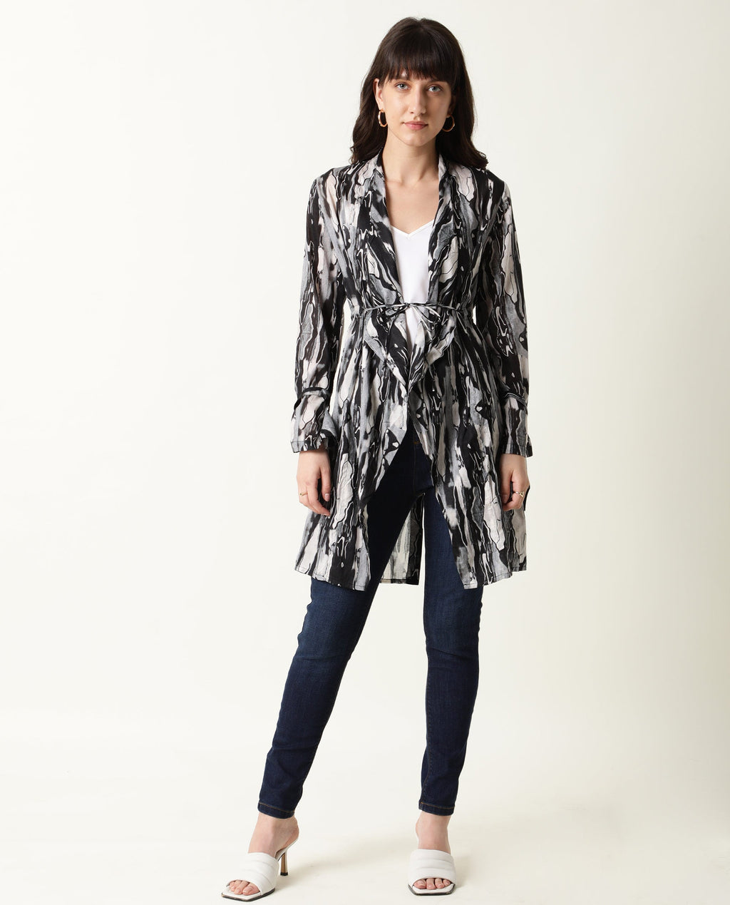 Rareism Women's Shake Black Cotton Collarless Relaxed Fit Outer Wear