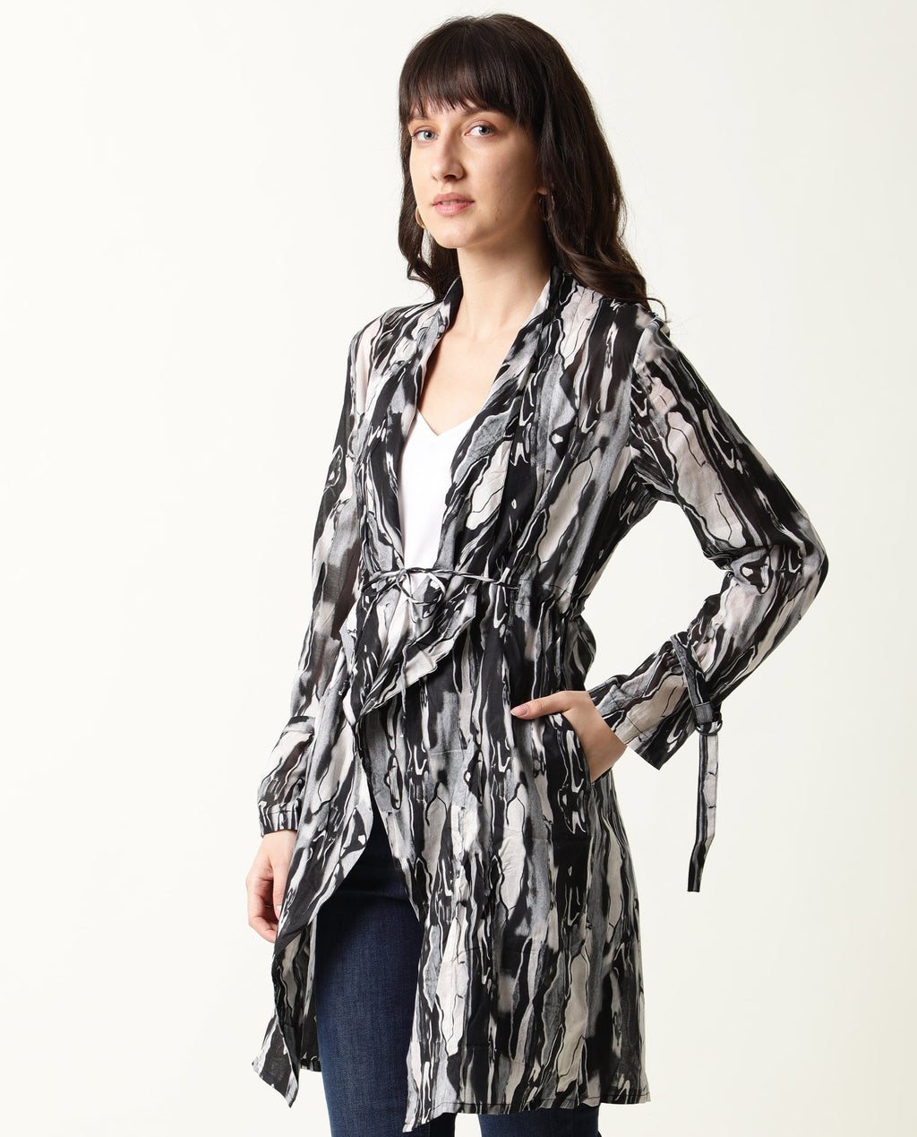 Rareism Women's Shake Black Cotton Collarless Relaxed Fit Outer Wear