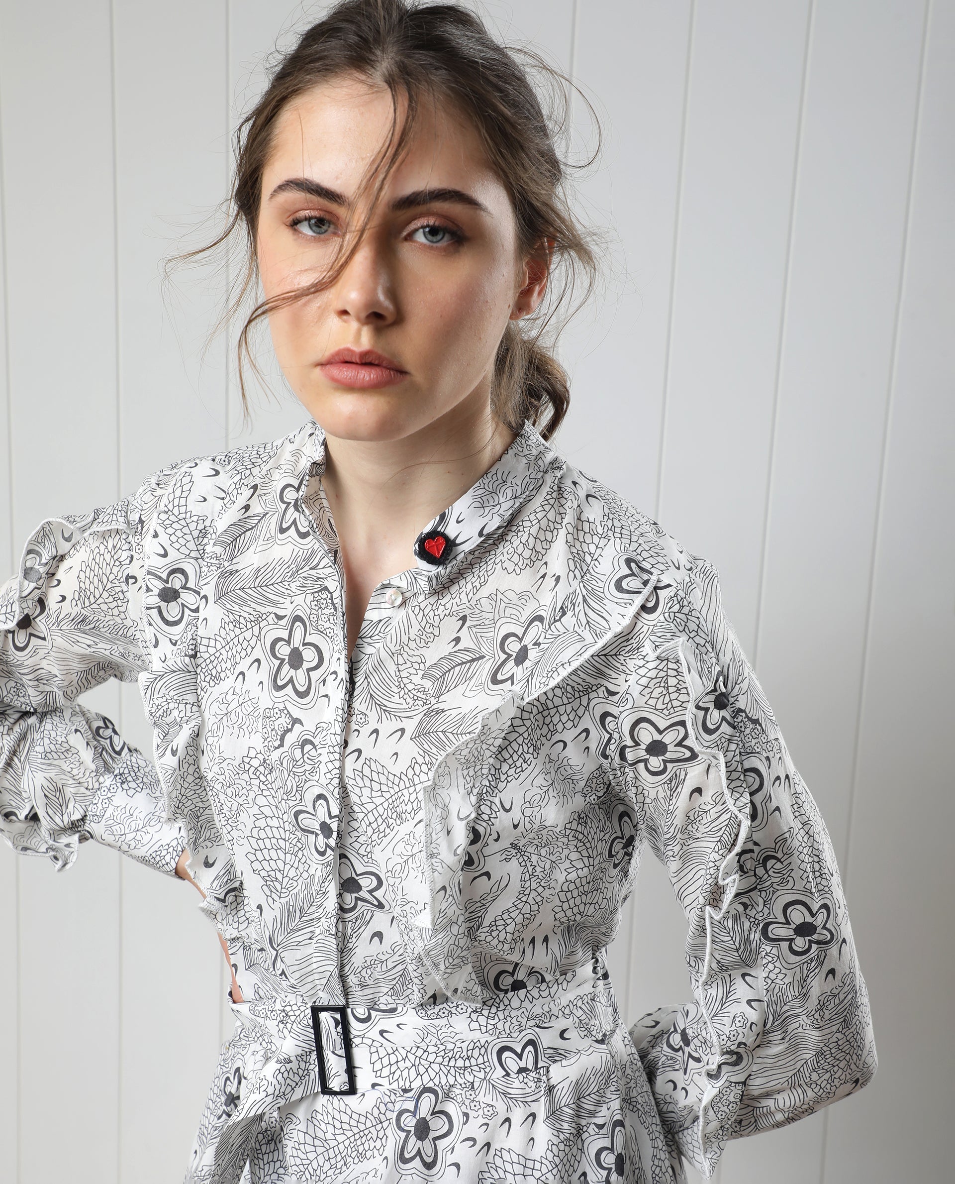 Rareism Women's Roose White Cotton Mandarin Collar Floral Print Knee Length Regular Fit Dress