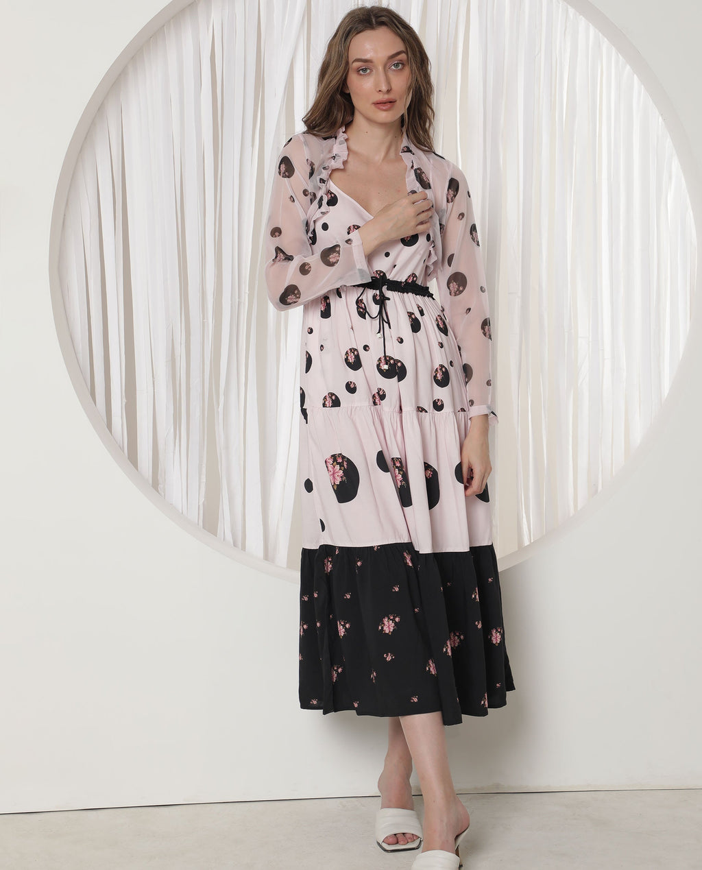 Rareism Women's Fern Pink Polyester Collarless Floral Print Regular Fit Shrug