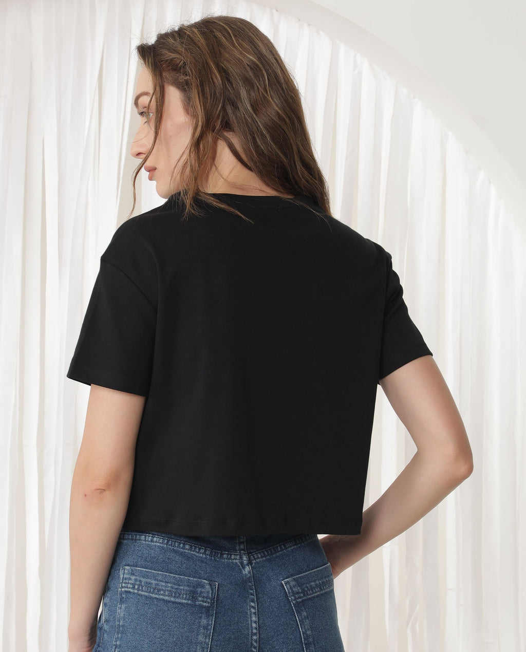 Rareism Women's Ictor Black Cotton Crew Neck Graphic Print Regular Fit T-Shirt