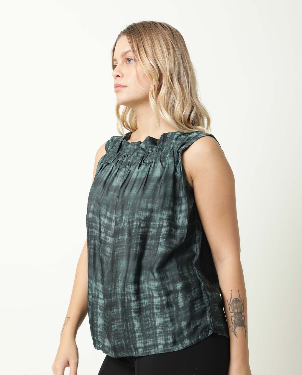 Rareism Women's Chiat Green Modal Boat Neck Ombre Sleeveless Relaxed Fit Top