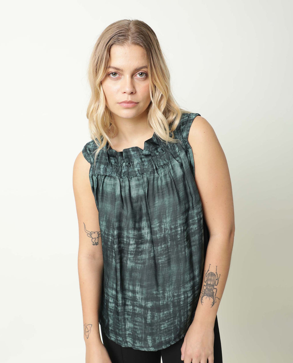 Rareism Women's Chiat Green Modal Boat Neck Ombre Sleeveless Relaxed Fit Top
