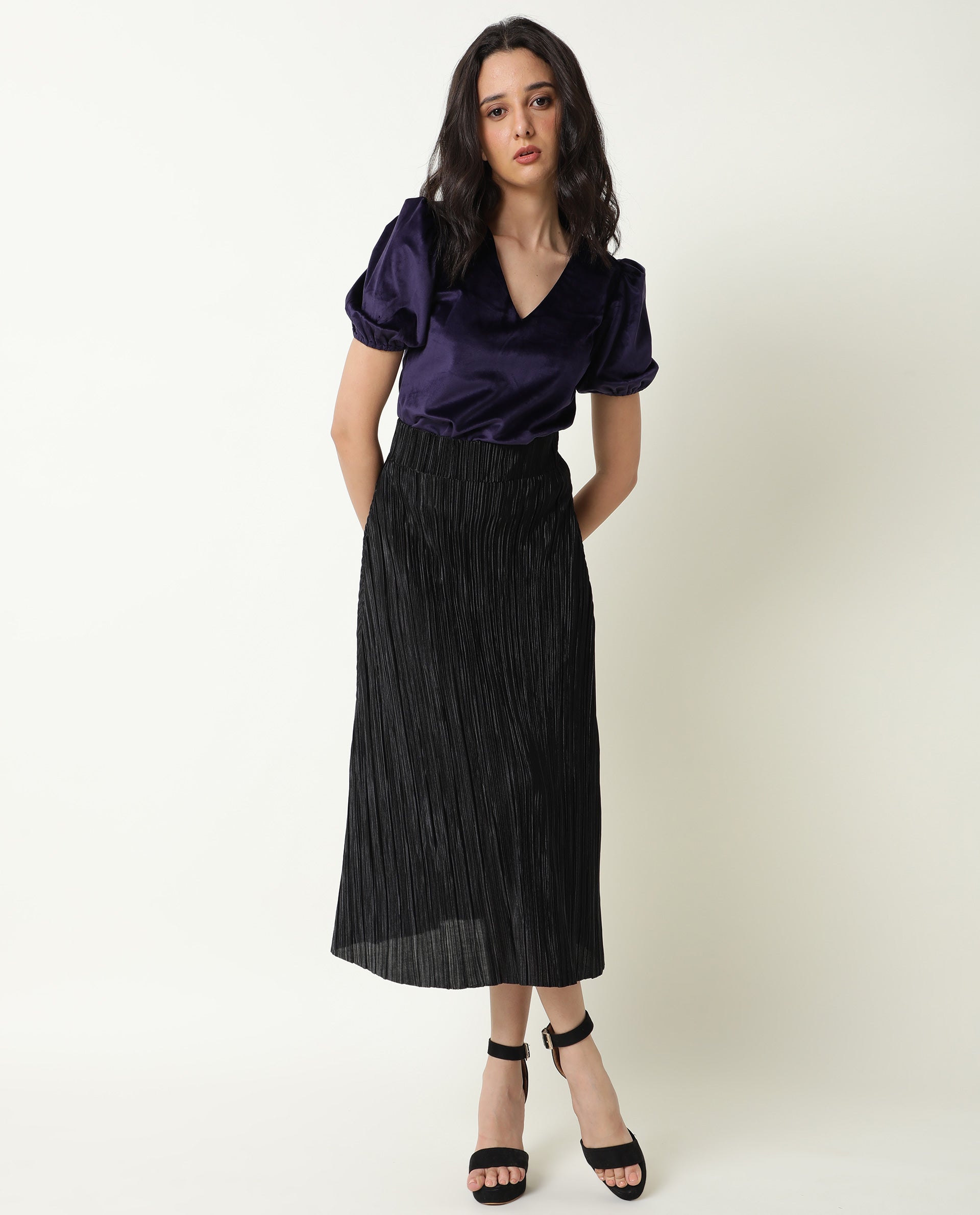 Rareism Women's Mun Navy V-Neck Plain Puff Sleeves Knee Length Regular Fit Top