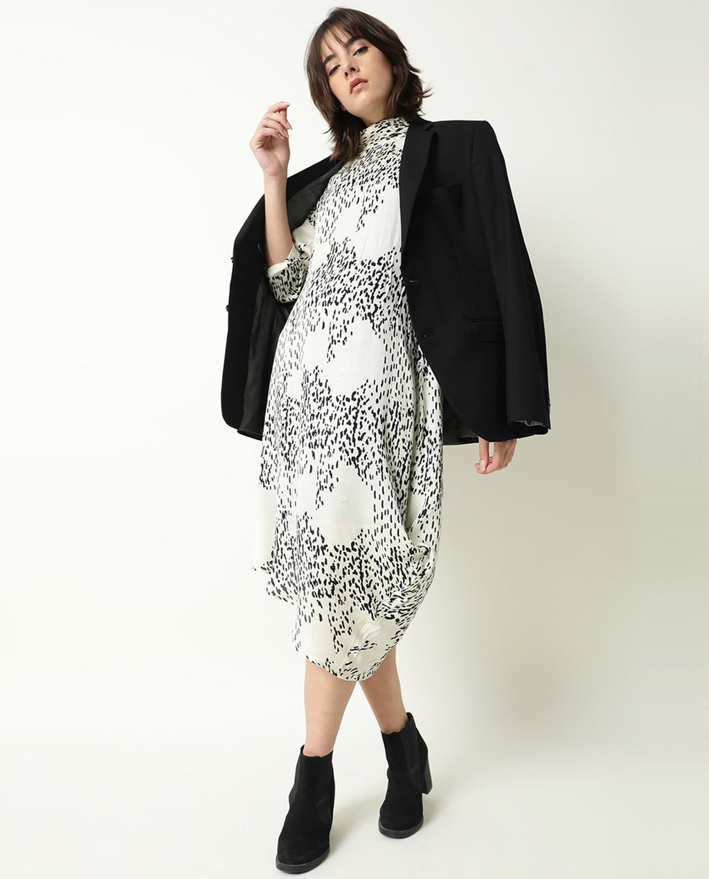 Rareism Women's Zoella Offwhite Viscose High Neck Abstract Print Cuffed Sleeve Midi Flared Dress
