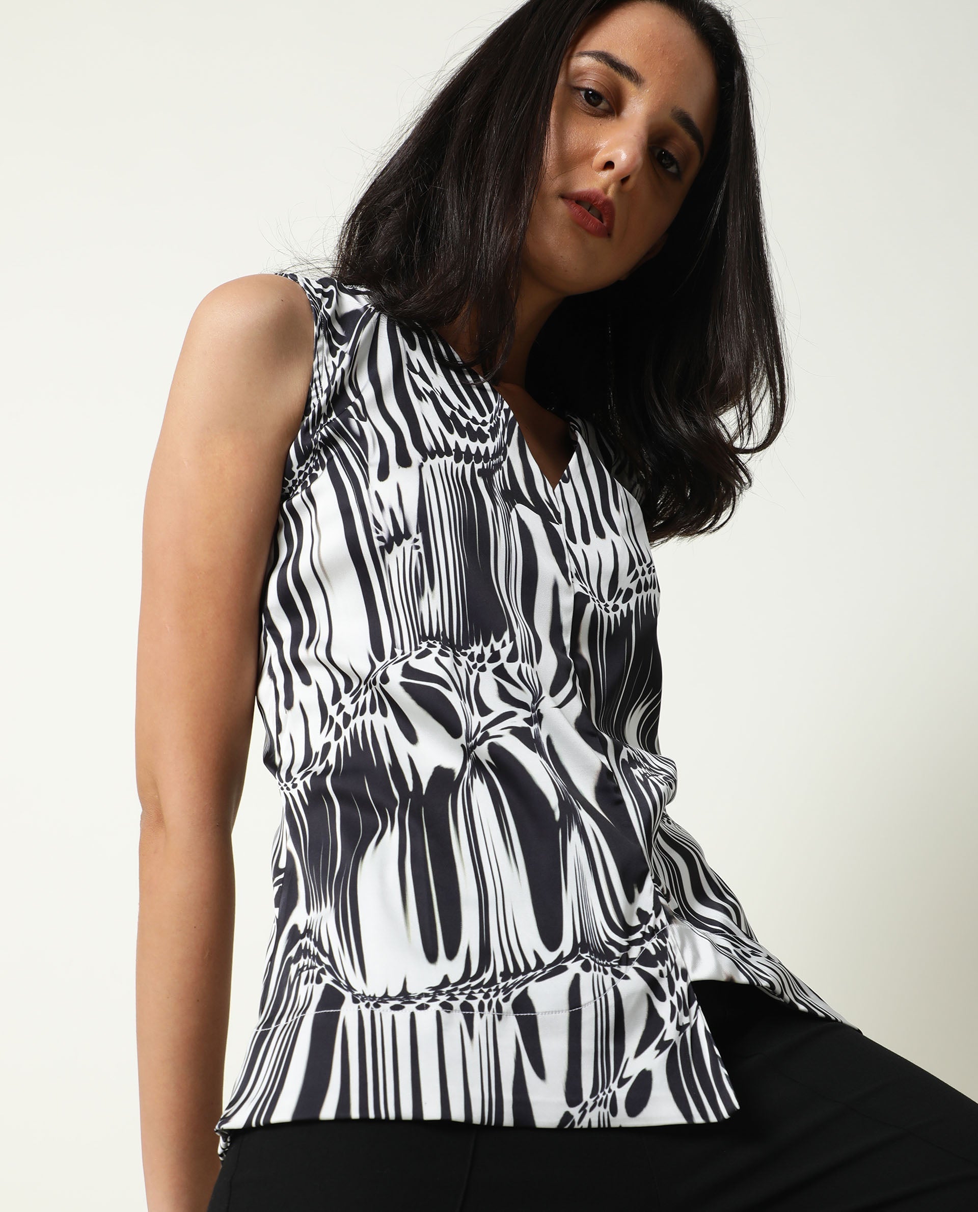 Rareism Women's Portal Black Modal Blend V-Neck Abstract Print Sleeveless Regular Fit Top