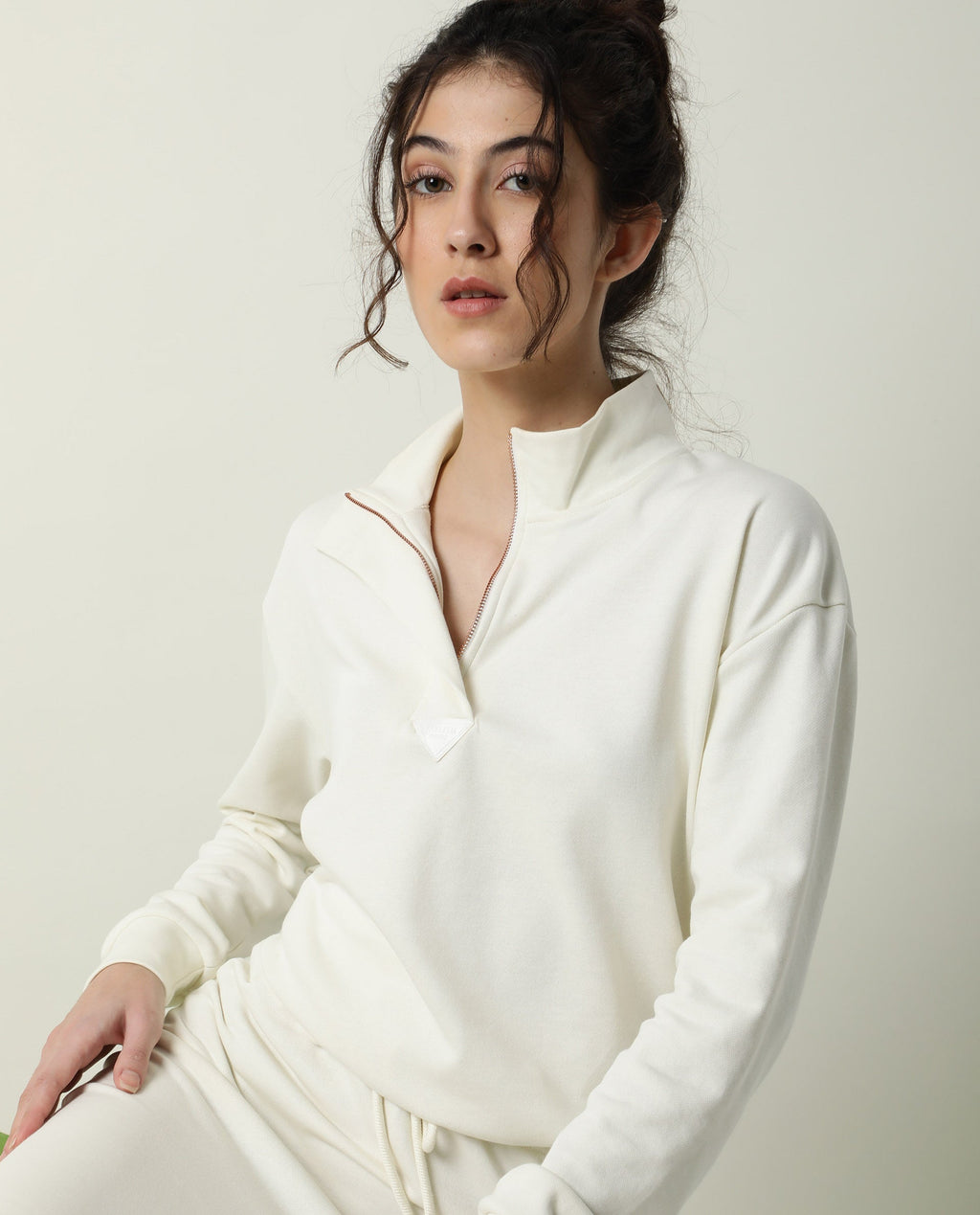 Rareism Women's Taffy-1 Off White High Neck Plain Relaxed Fit Sweatshirt