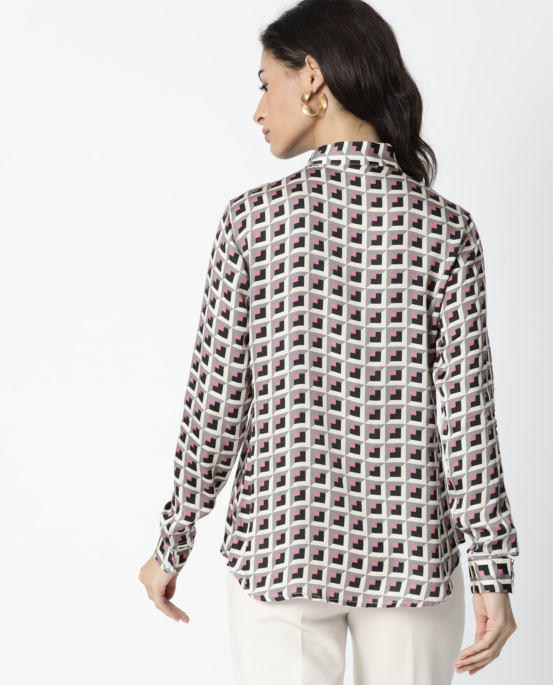 Rareism Women's Appar Offwhite Mandarin Collar Geometric Print Tailored Top