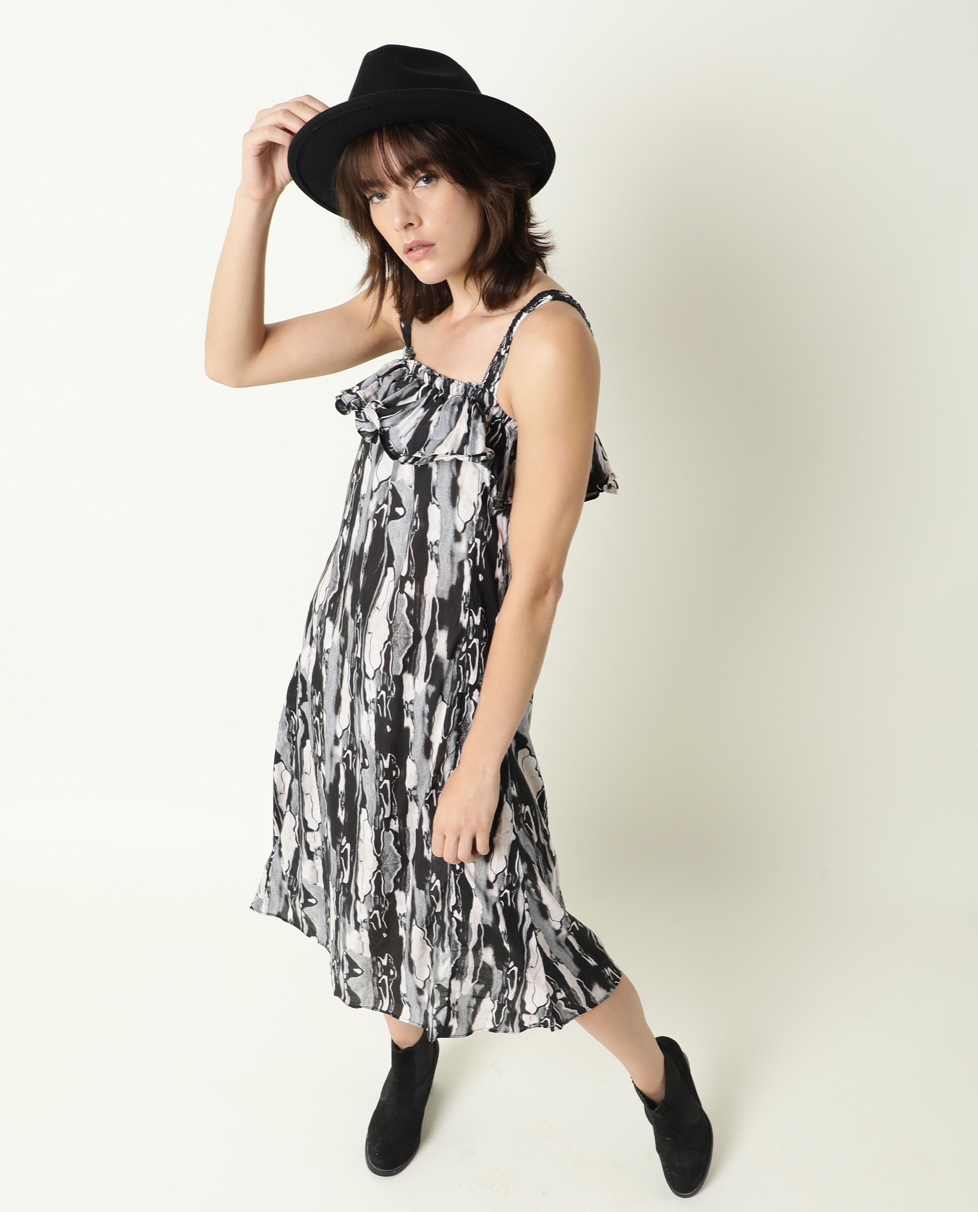 Rareism Women's Darling Black Cotton Collarless Abstract Print Shoulder Strap Knee Length Regular Fit Dress