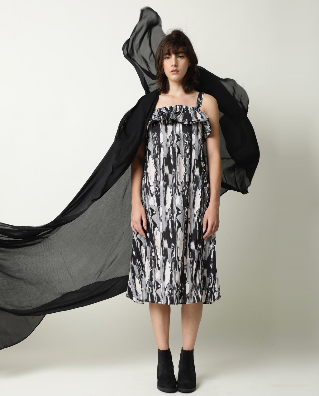 Rareism Women's Darling Black Cotton Collarless Abstract Print Shoulder Strap Knee Length Regular Fit Dress