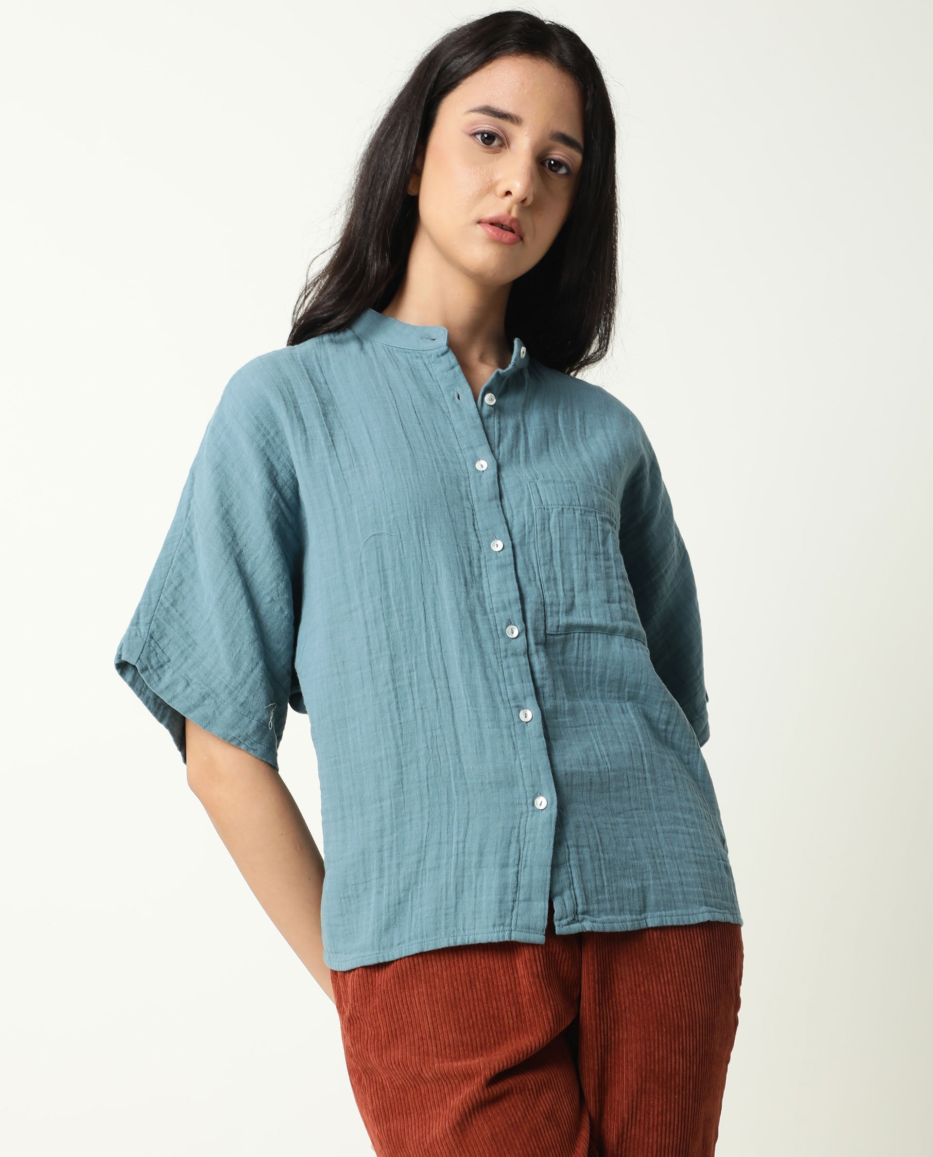 Rareism Women's Imro Green Mandarin Collar Plain Knee Length Tailored Top