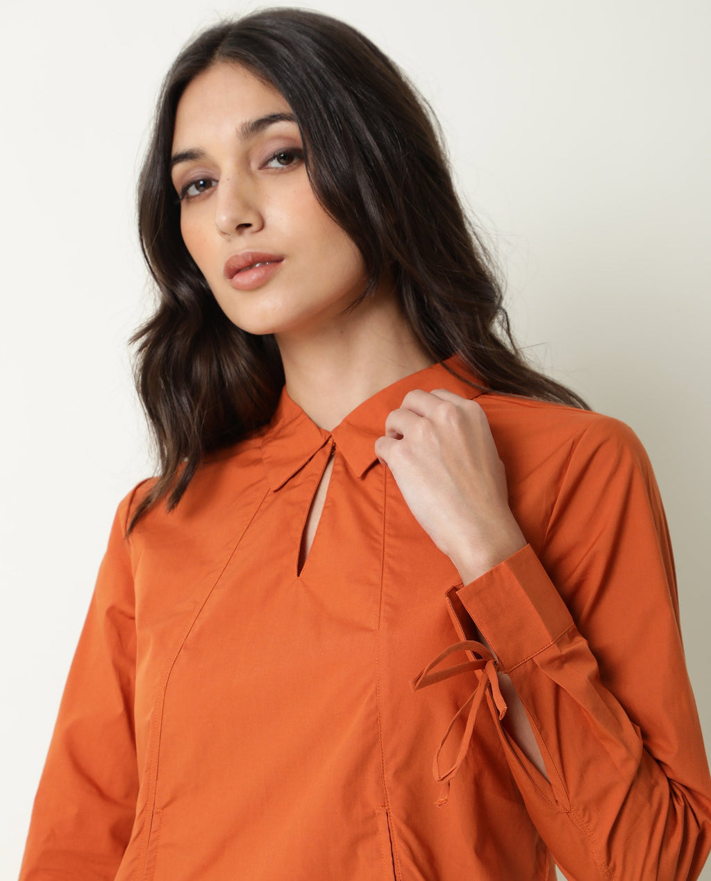 Rareism Women's Merge Rust Spread Collar Plain Knee Length Regular Fit Top