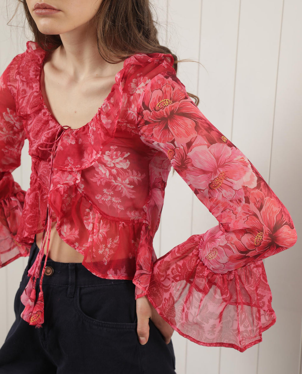 Rareism Women's Myloh Maroon Polyester V-Neck Floral Print Bell Sleeve Crop Regular Fit Shrug