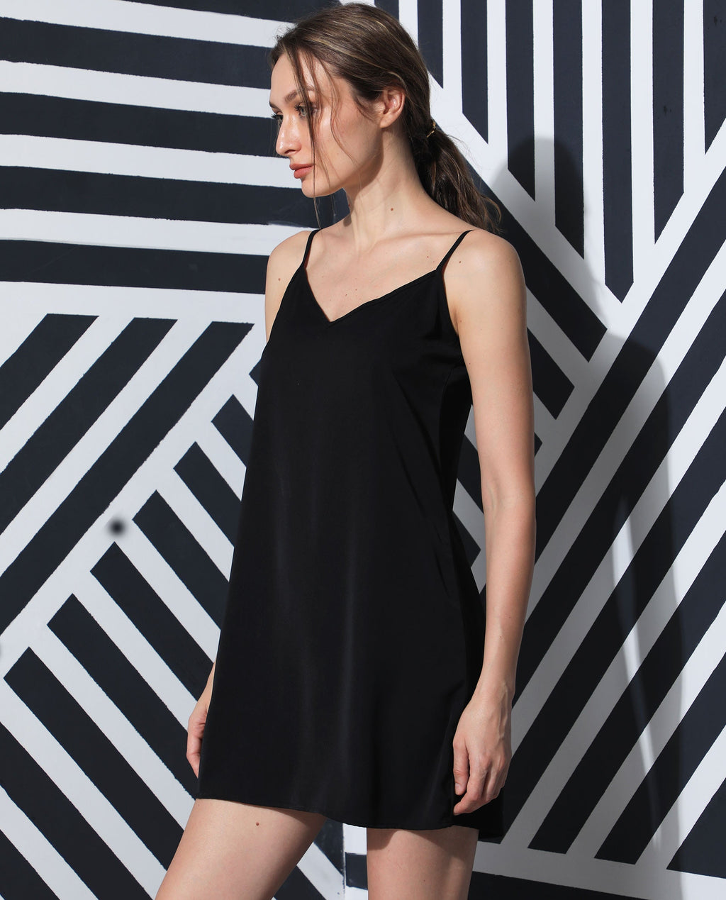Rareism Women's Slipos Black Polyester V-Neck Plain Shoulder Strap Knee Length Regular Fit Inner Wear