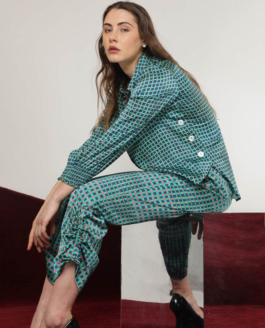 Rareism Women's Emileo Green Polyester Spread Collar Geometric Print Relaxed Fit Top