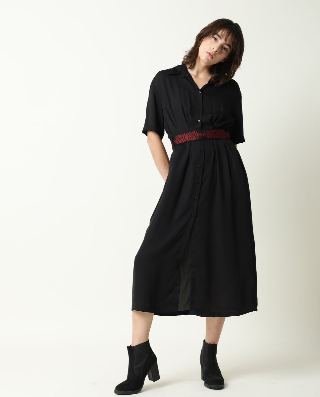 Rareism Women's Shroff Black Polyester Spread Collar Plain Midi Relaxed Fit Dress