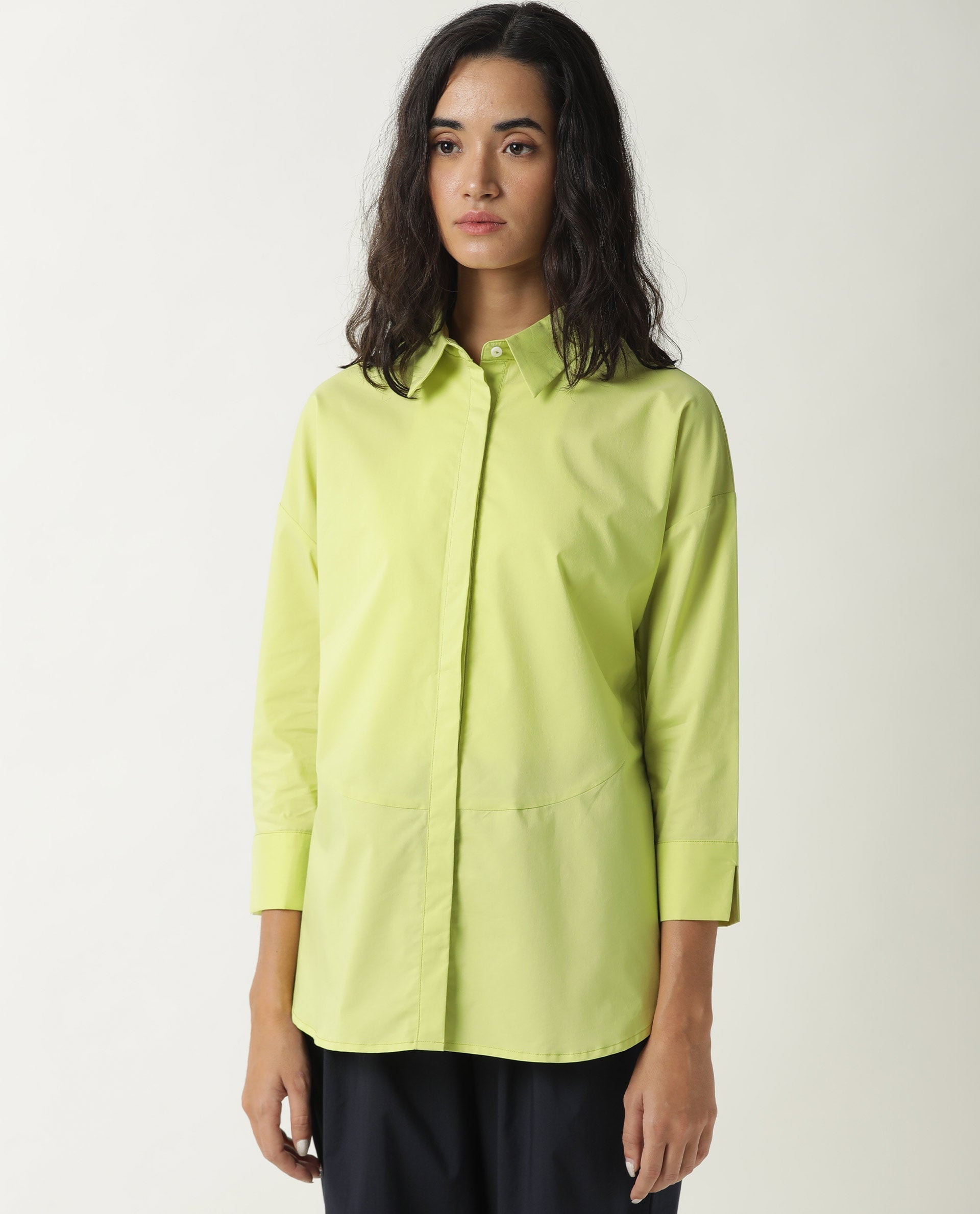 Rareism Women's Eleven Green Spread Collar Plain Knee Length Tailored Top