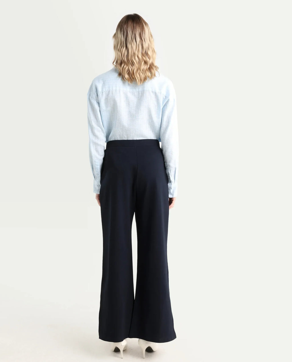 Rareism Women's Jancuri Navy Rayon Blend Plain Ankle Length Straight Fit Trouser