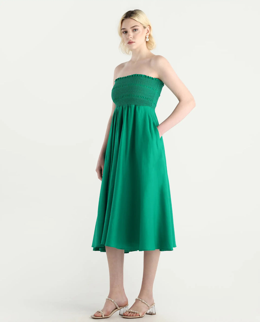 Rareism Women's Jenhop Green Viscose Sleeveless Tube Neck Fit And Flare Fit Plain Midi Dress