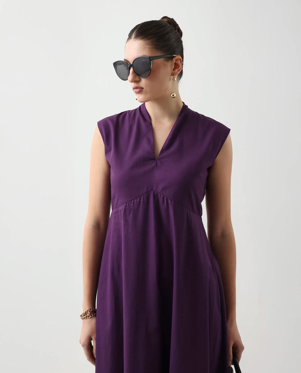 Rareism Women's Jenshi Purple Cotton Sleeveless V-Neck Fit And Flare Fit Plain Dress