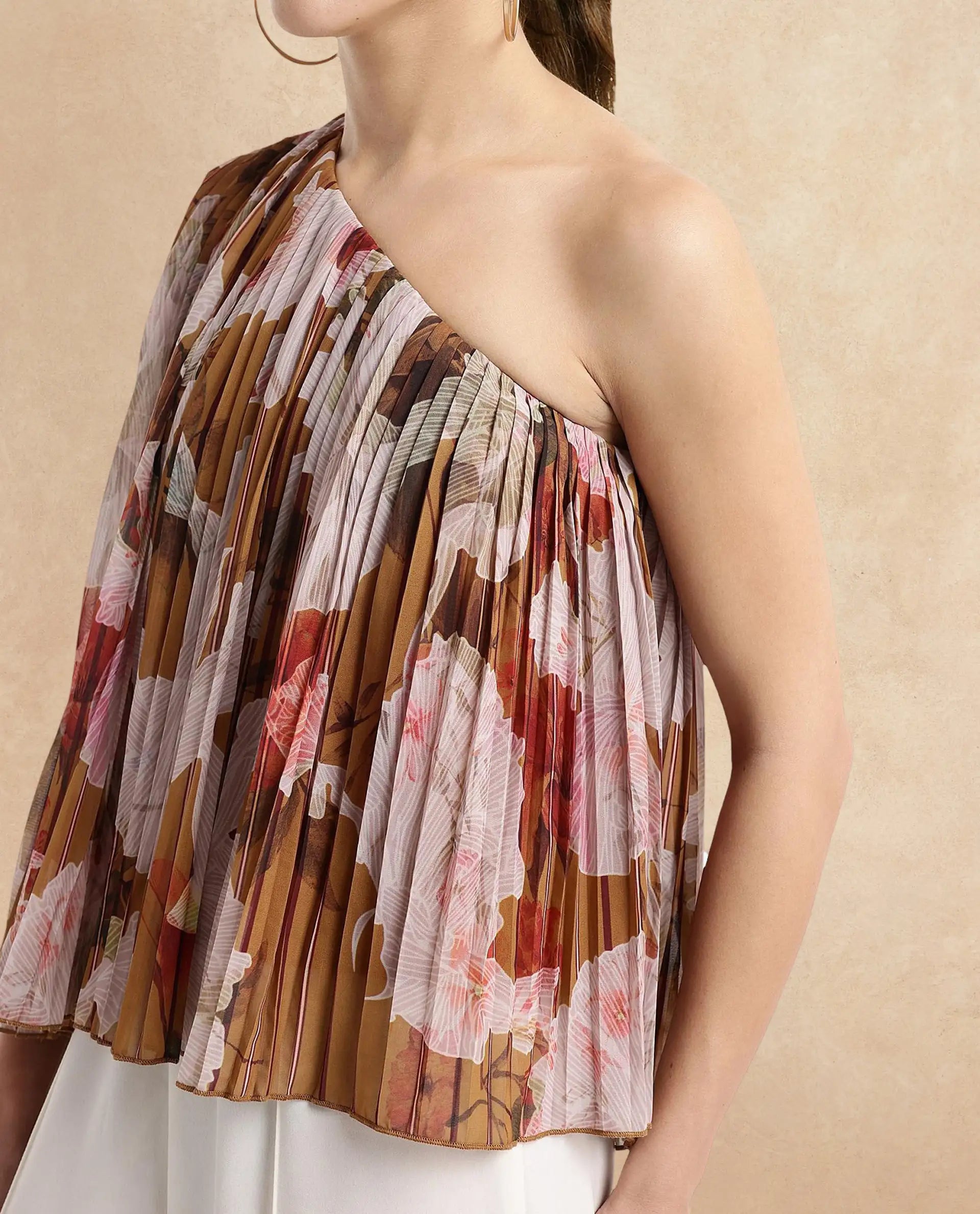 Rareism Women's Kamri Multi Polyester One Shoulder Floral Print One Shoulder Regular Fit Top