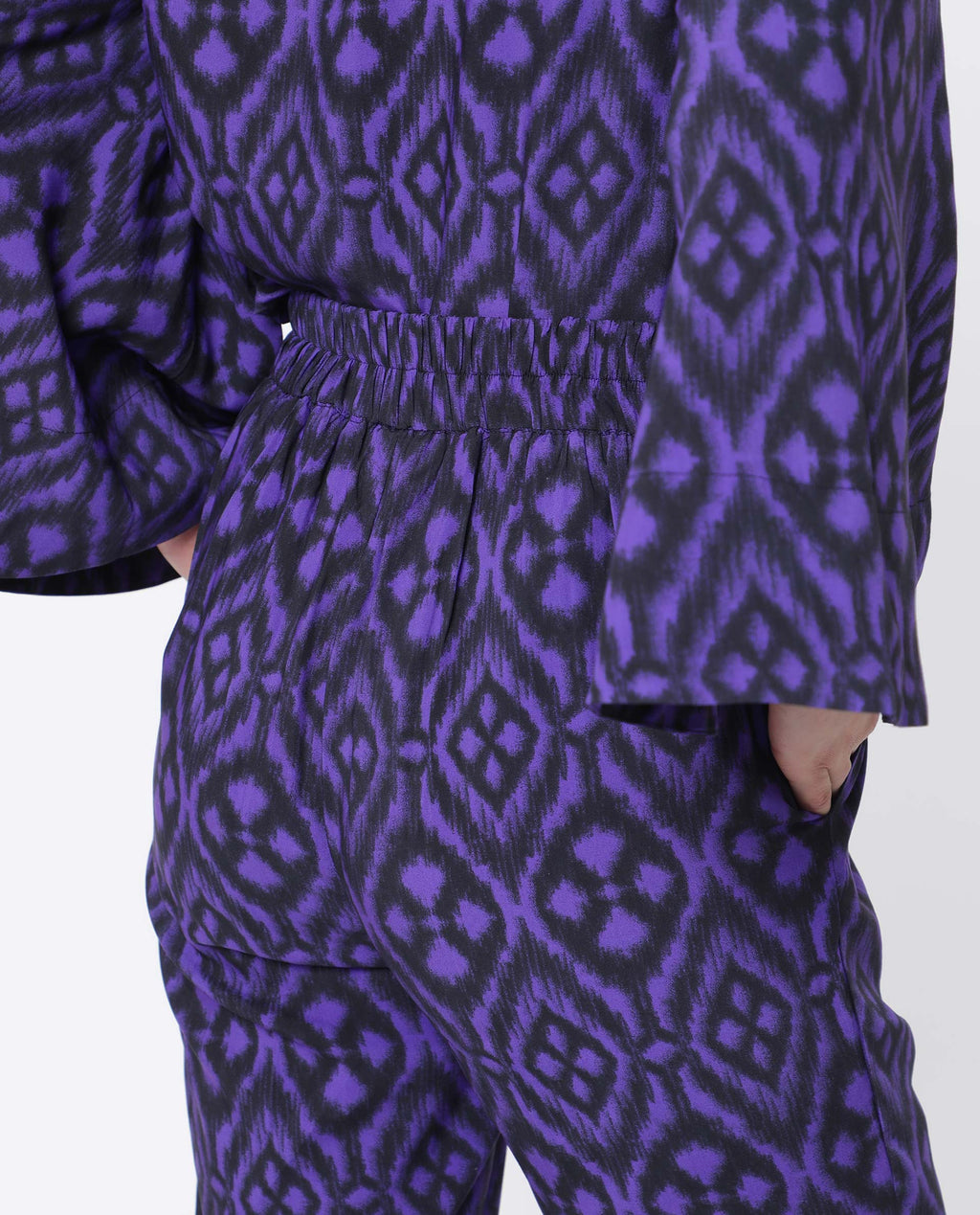 Rareism Women's Kennedy Black Cotton Geometric Print Ankle Length Straight Fit Trouser