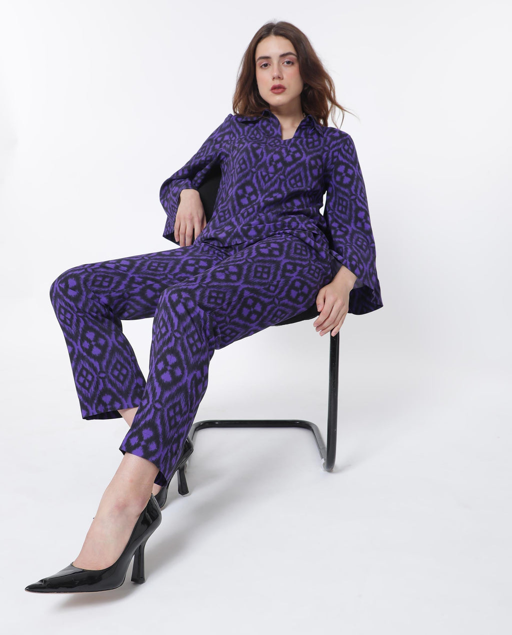 Rareism Women's Kennedy Black Cotton Geometric Print Ankle Length Straight Fit Trouser