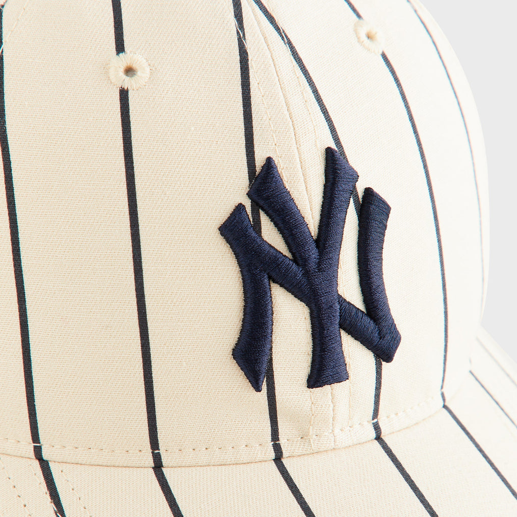 Kith Kids & '47 for the New York Yankees Pinstripe Snapback Classic Cap - Silk