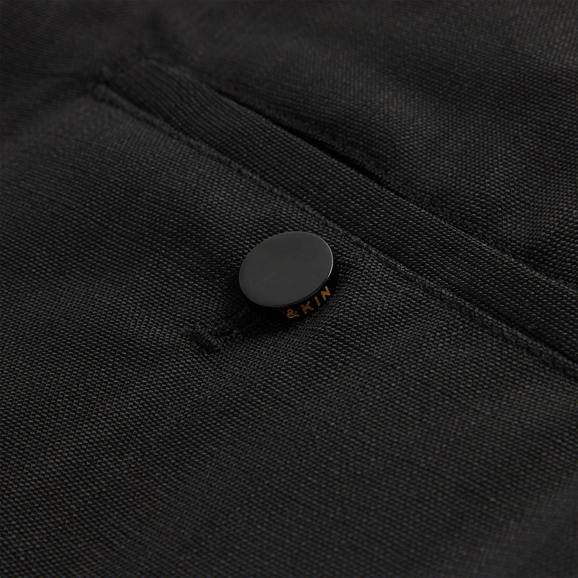 &Kin Textured Viscose Conley Cargo Short - Black
