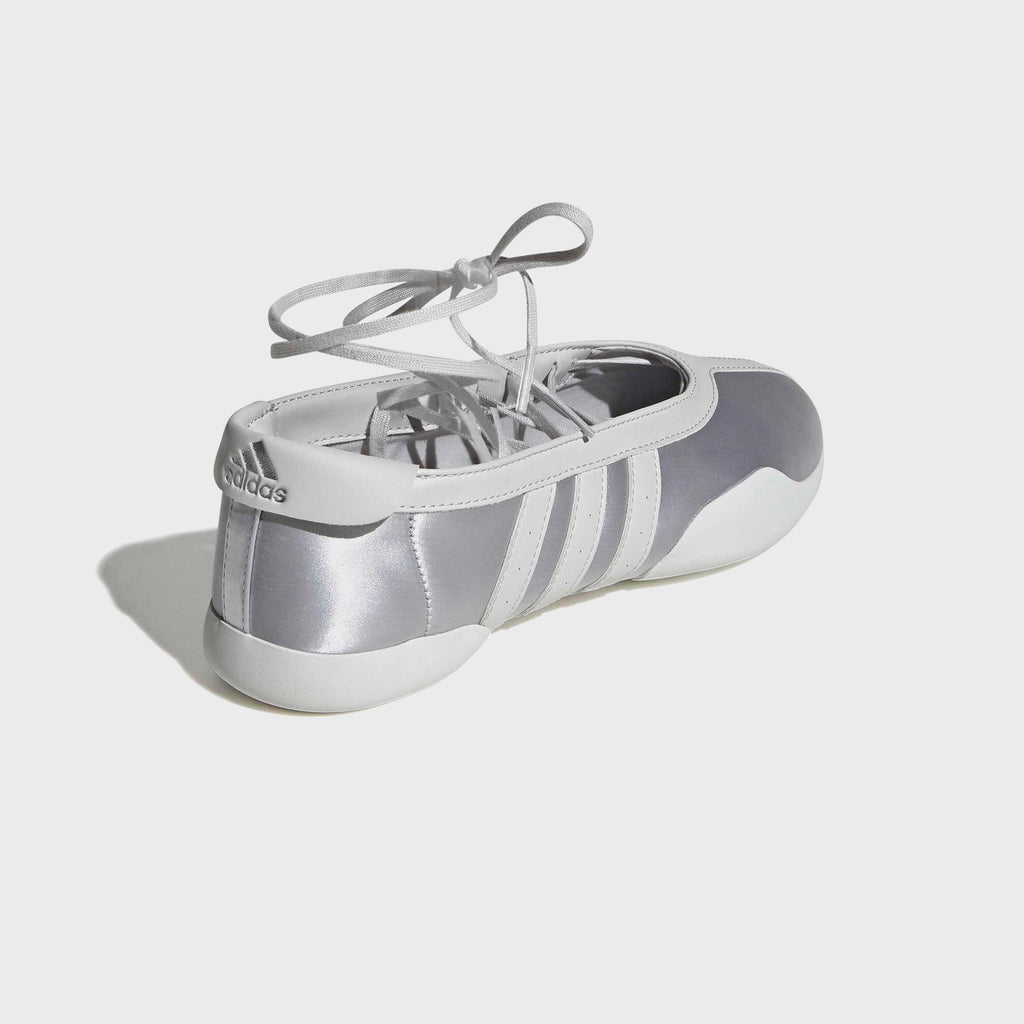 adidas WMNS Taekwondo Mei Ballet - Silver Metallic / Grey One / Cloud White