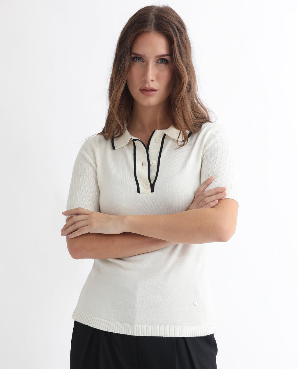Rareism Women's Knitup Off White Cotton Spread Collar Plain Regular Fit Sweater