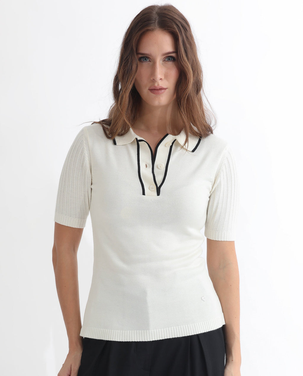 Rareism Women's Knitup Off White Cotton Spread Collar Plain Regular Fit Sweater