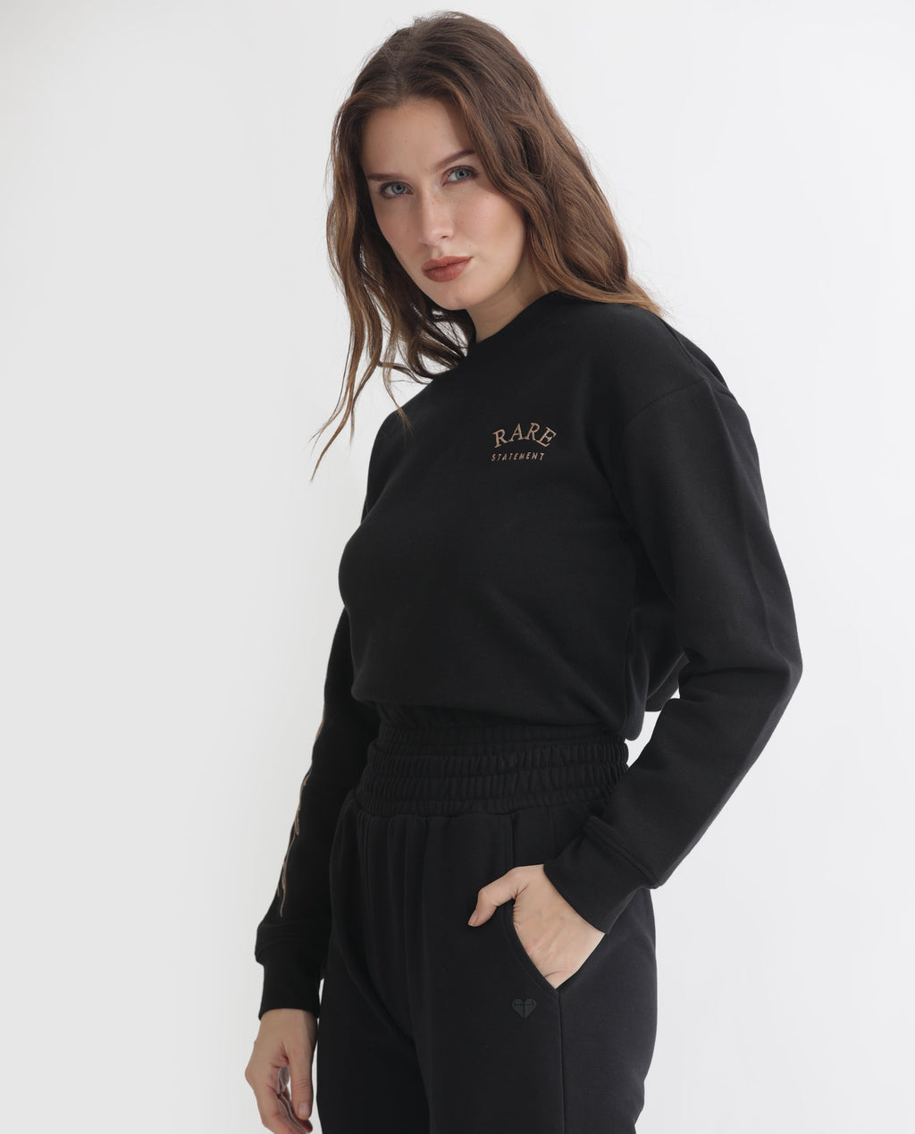Rareism Women's Krok Black Polyester Blend Crew Neck Embroidered Cuffed Sleeve Crop Regular Fit Sweatshirt