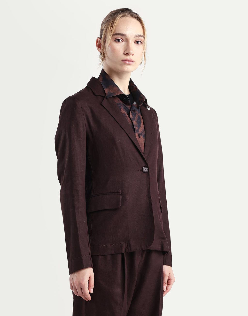 Rareism Women's Linzy-T Brown 100% Linen Full Sleeve Lapel Neck Regular Plain Blazer