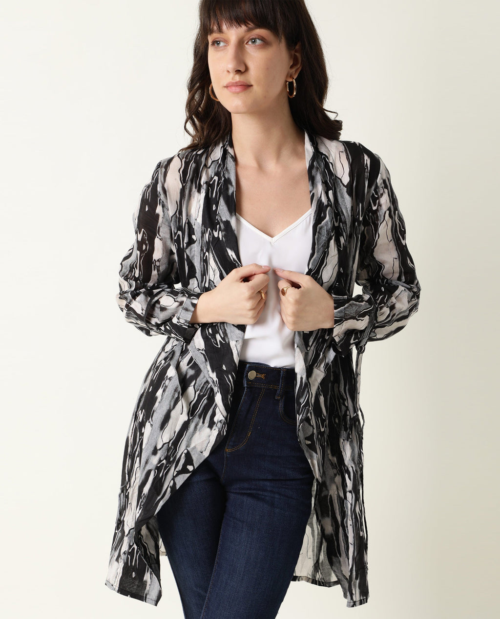Rareism Women's Shake Black Cotton Collarless Relaxed Fit Outer Wear