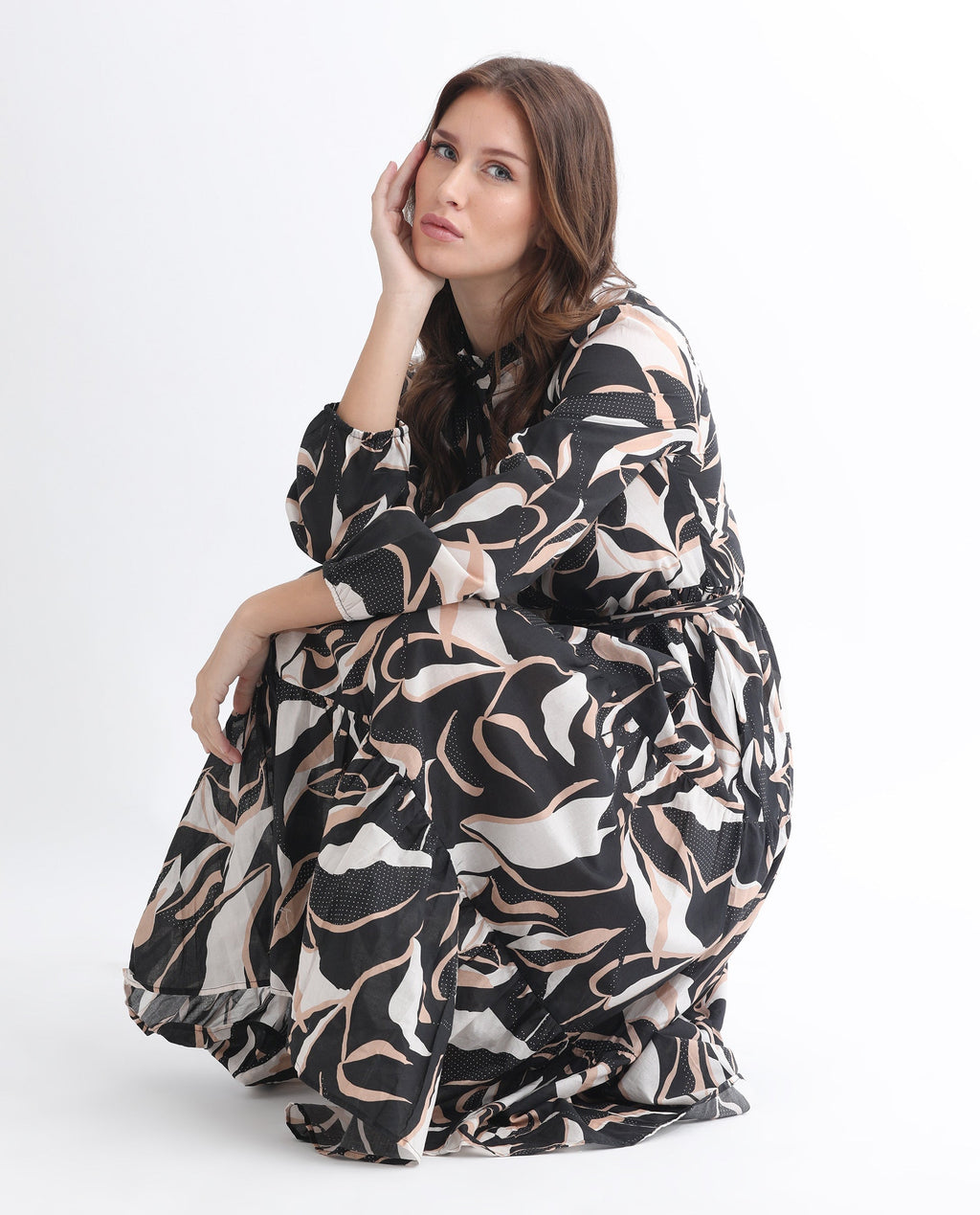 Rareism Women's Zigzora Black Cotton Sweetheart Neck Abstract Print Knee Length Regular Fit Dress