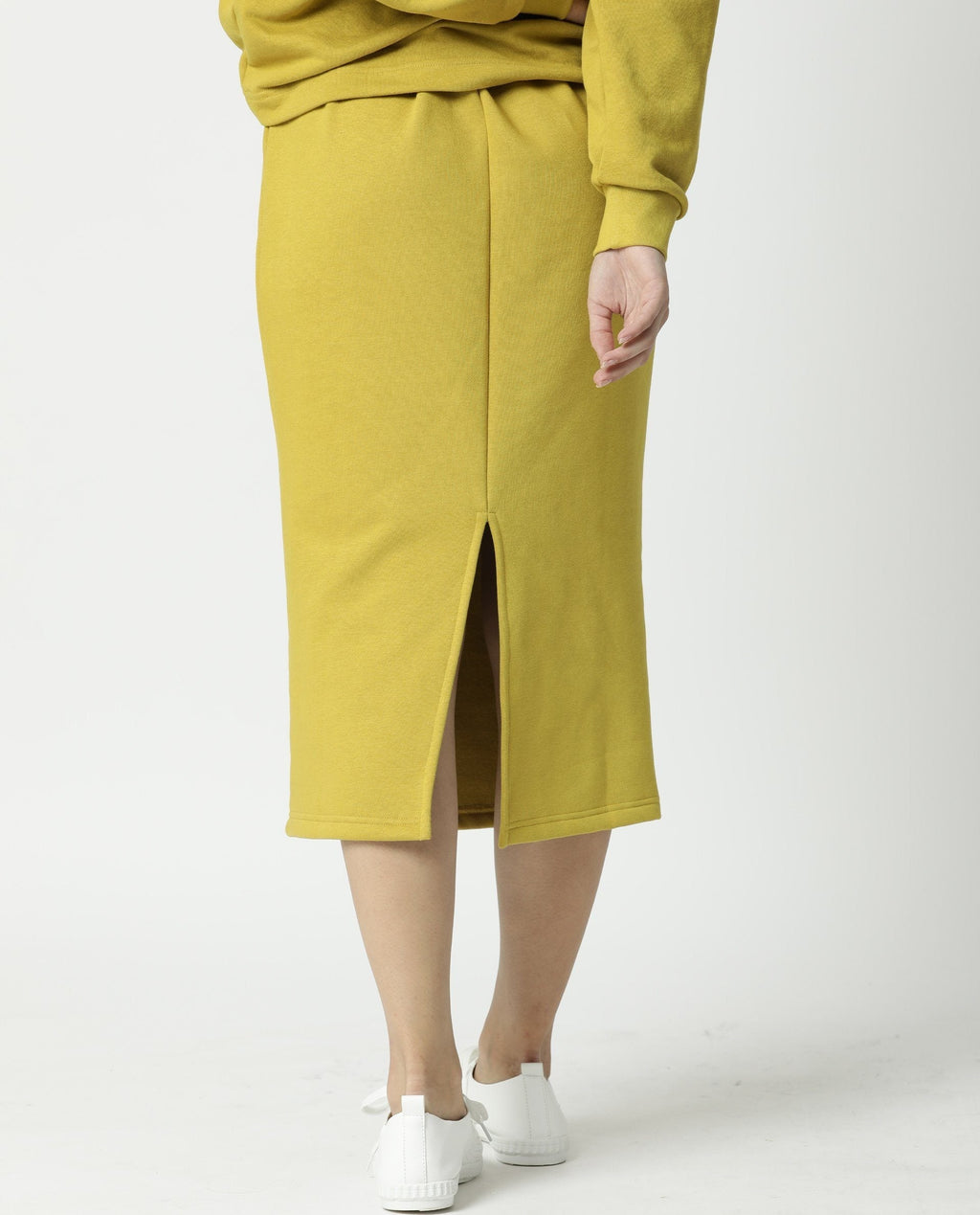 Rareism Women's Fudge Yellow Polyester Blend Plain Midi Tailored Skirt