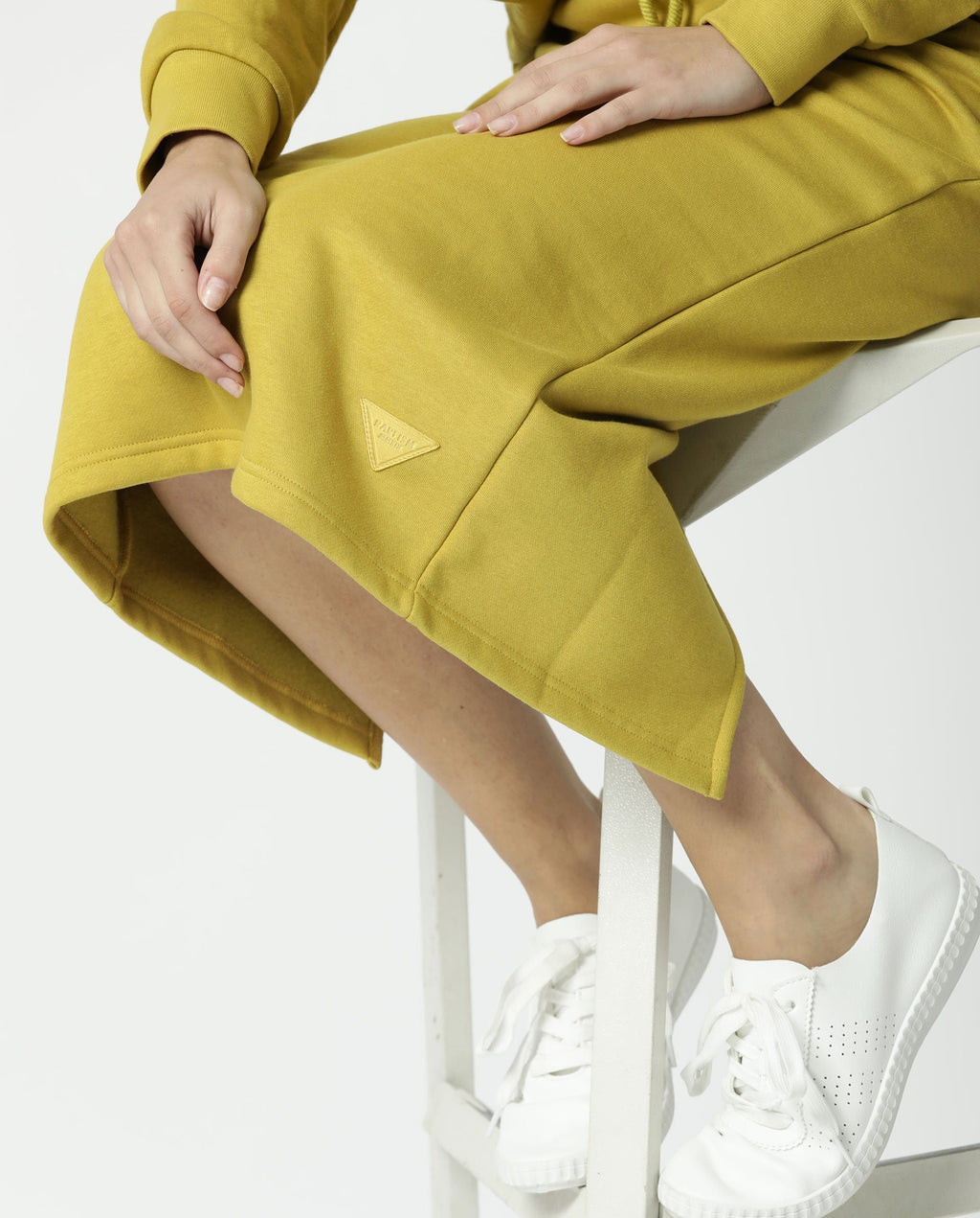 Rareism Women's Fudge Yellow Polyester Blend Plain Midi Tailored Skirt