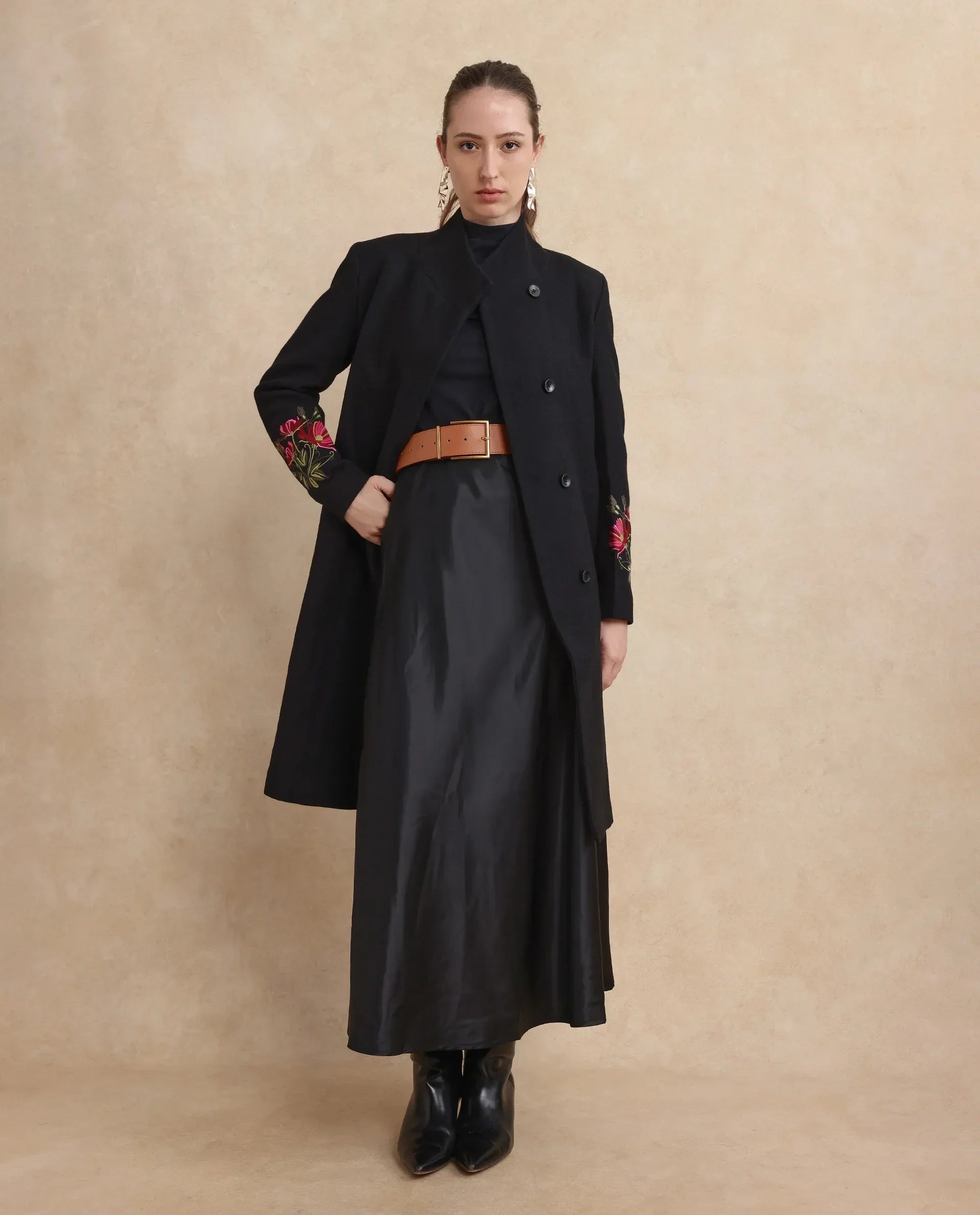 Rareism Women's Monch Black Overlap Neck Plain Midi Straight Fit Jacket
